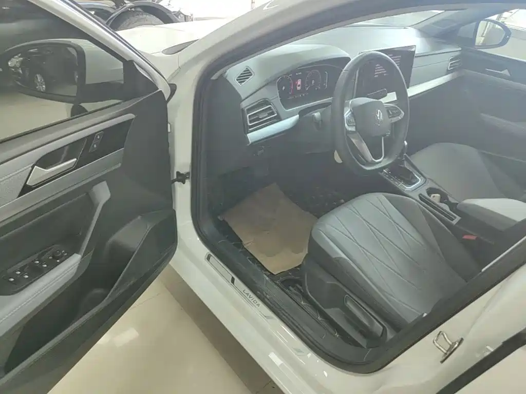 Volkswagen Lavida — миниатюра 16