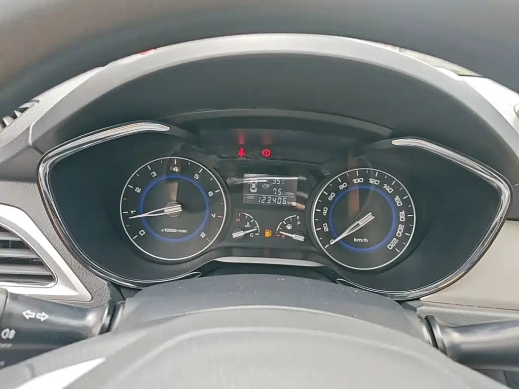 Changan V7 — миниатюра 12