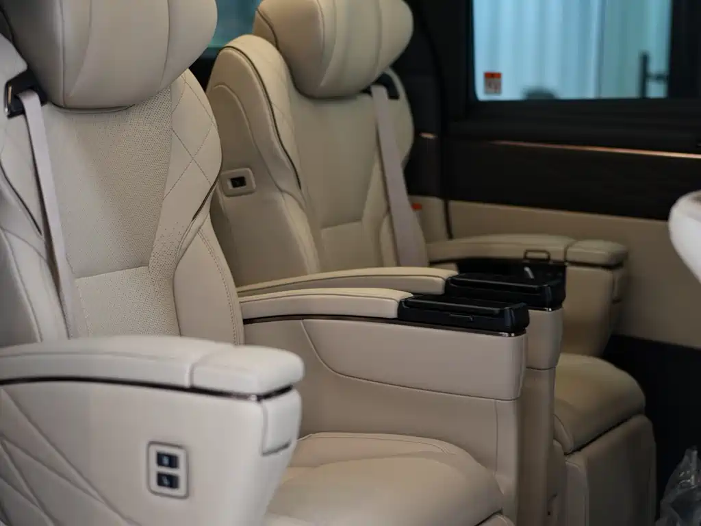 Toyota Alphard 2024 2.5L Luxury