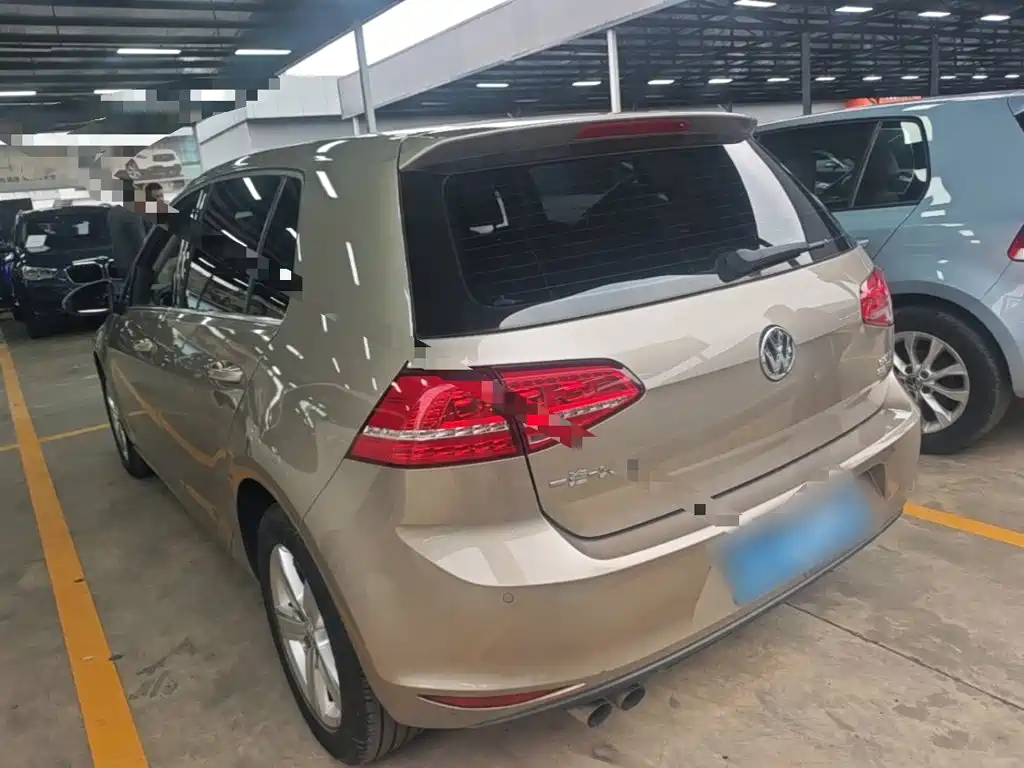 Volkswagen Golf — миниатюра 5