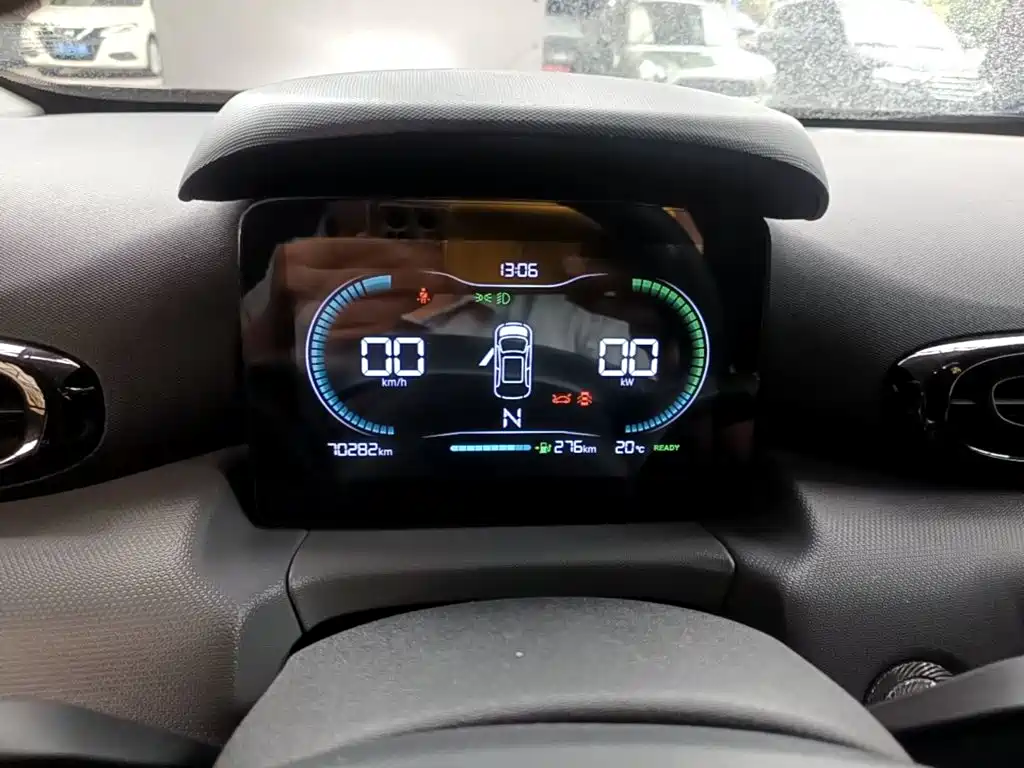 Leapmotor Leapmotor T03 — миниатюра 12