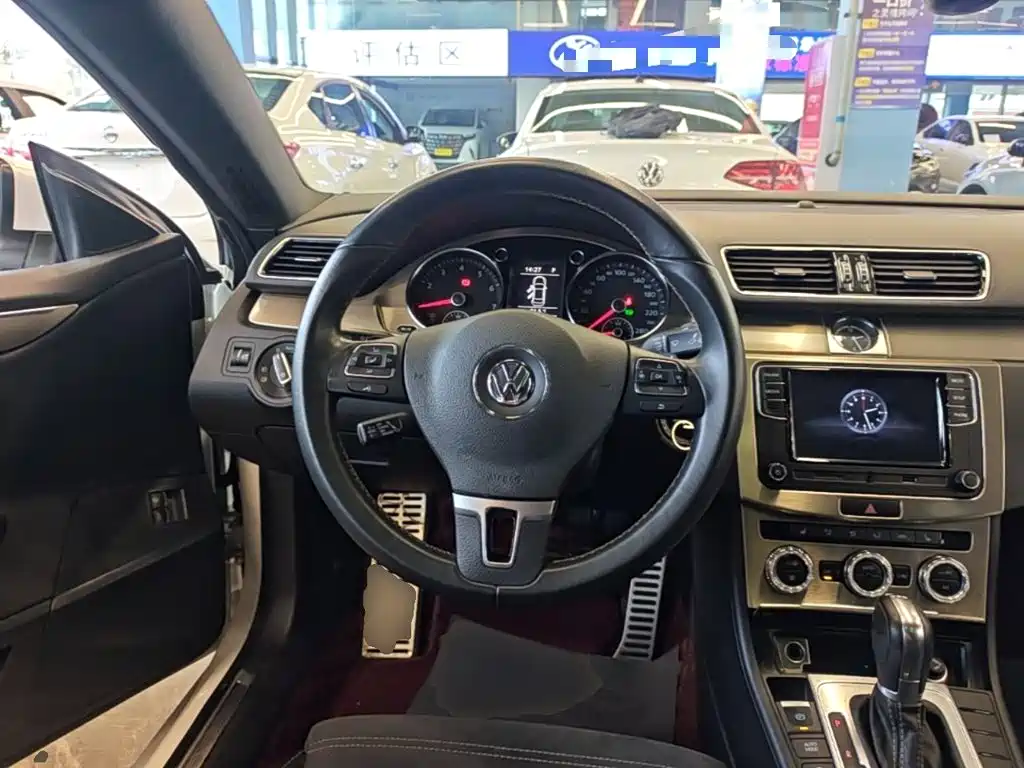 Volkswagen CC — миниатюра 11