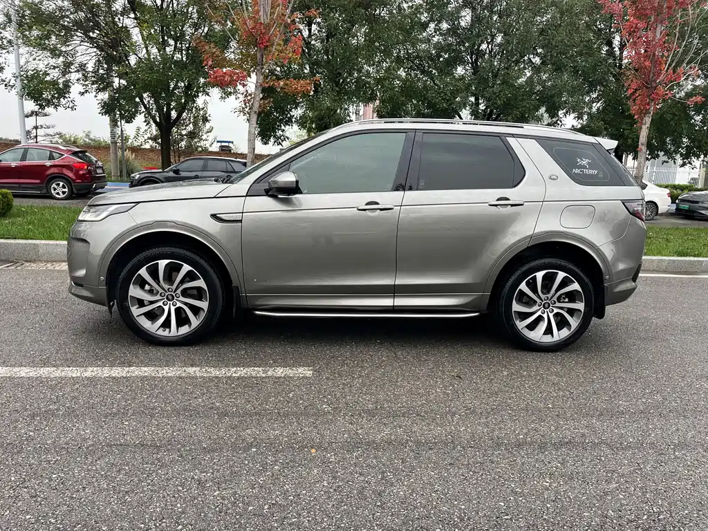 Land Rover Discovery Sport Hybrid — миниатюра 16
