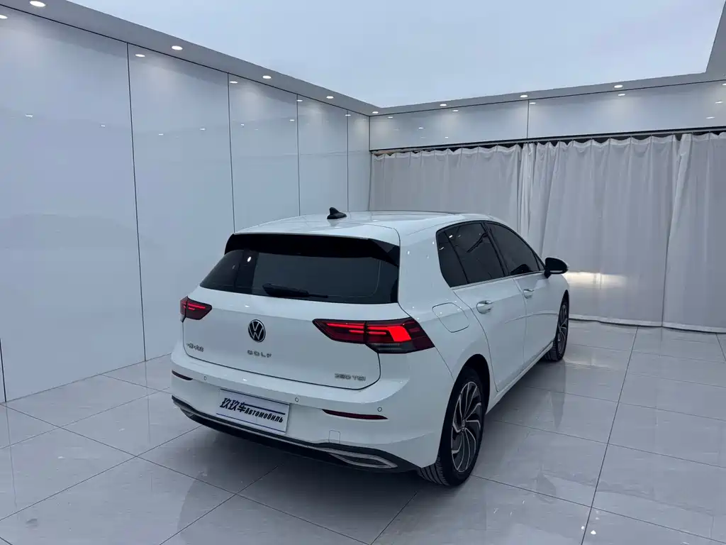 Volkswagen Golf — миниатюра 4