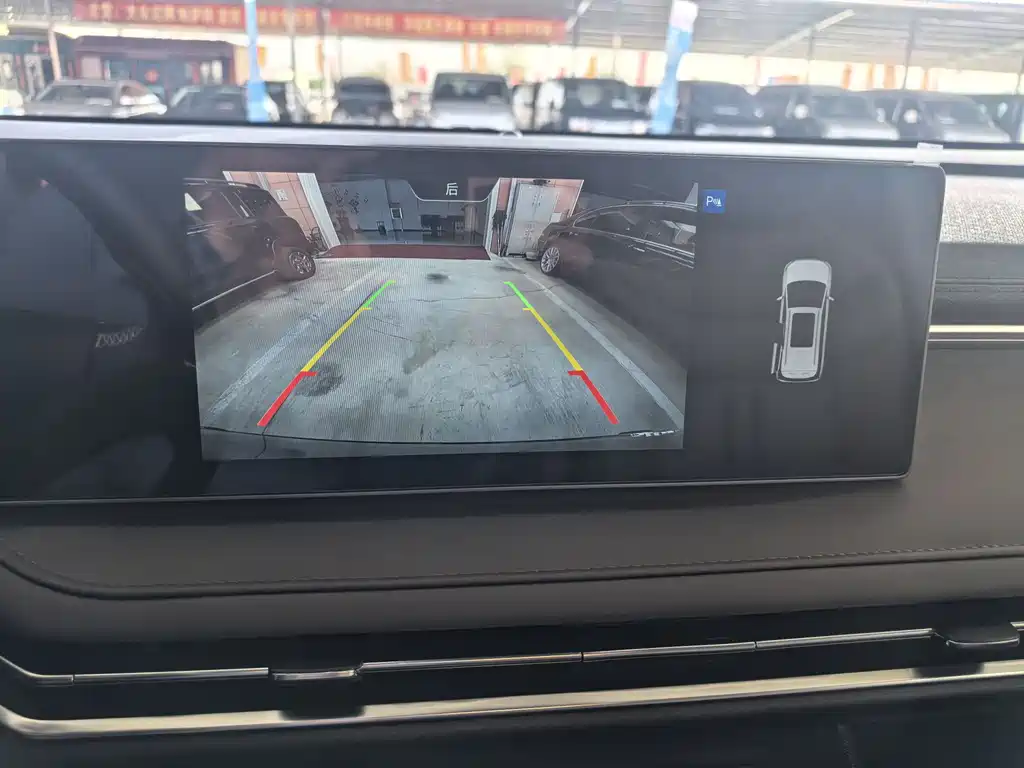 SAIC MAXUS EVERYONE 7