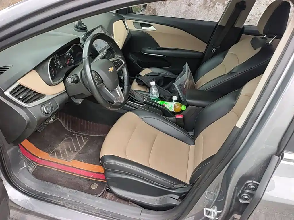 Chevrolet Monza — миниатюра 20