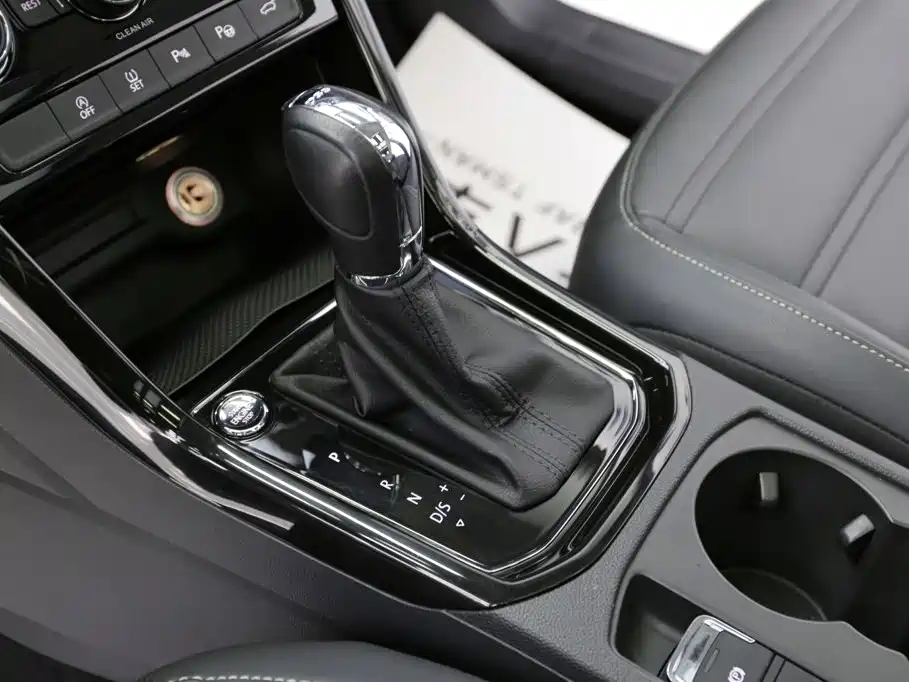 Volkswagen Touran — миниатюра 13