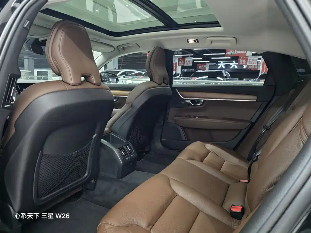 Volvo S90 — миниатюра 10