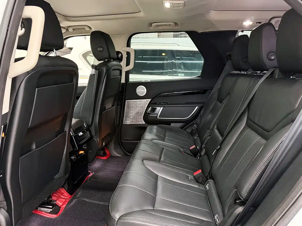 Land Rover Discovery — миниатюра 12