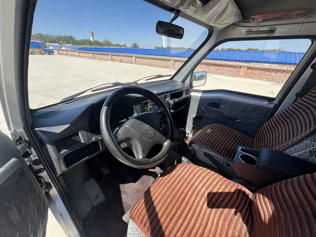 Wuling Zhiguang — миниатюра 4