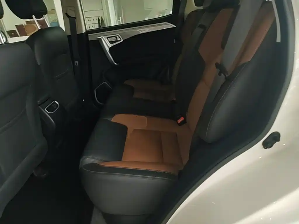 Geely Vision X6 — миниатюра 17