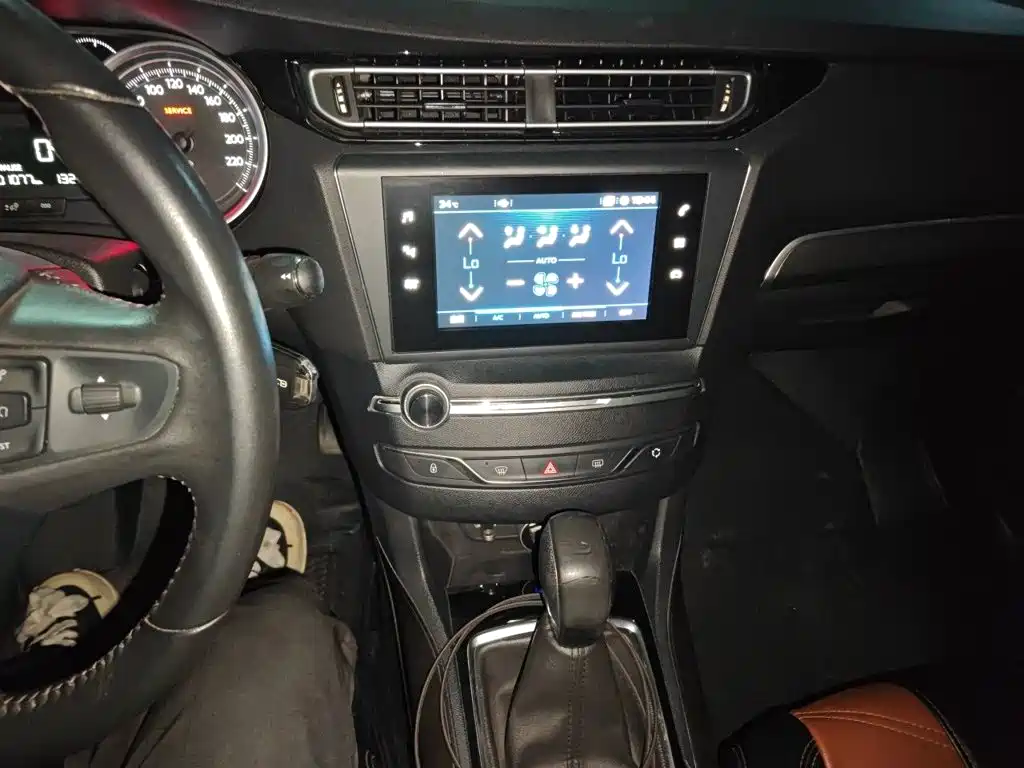 Peugeot 408 — миниатюра 9