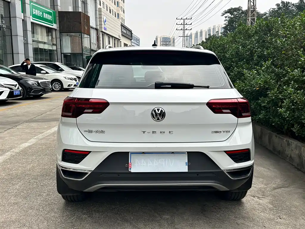 VOLKSWAGEN T ROC EXPLORING SONGS