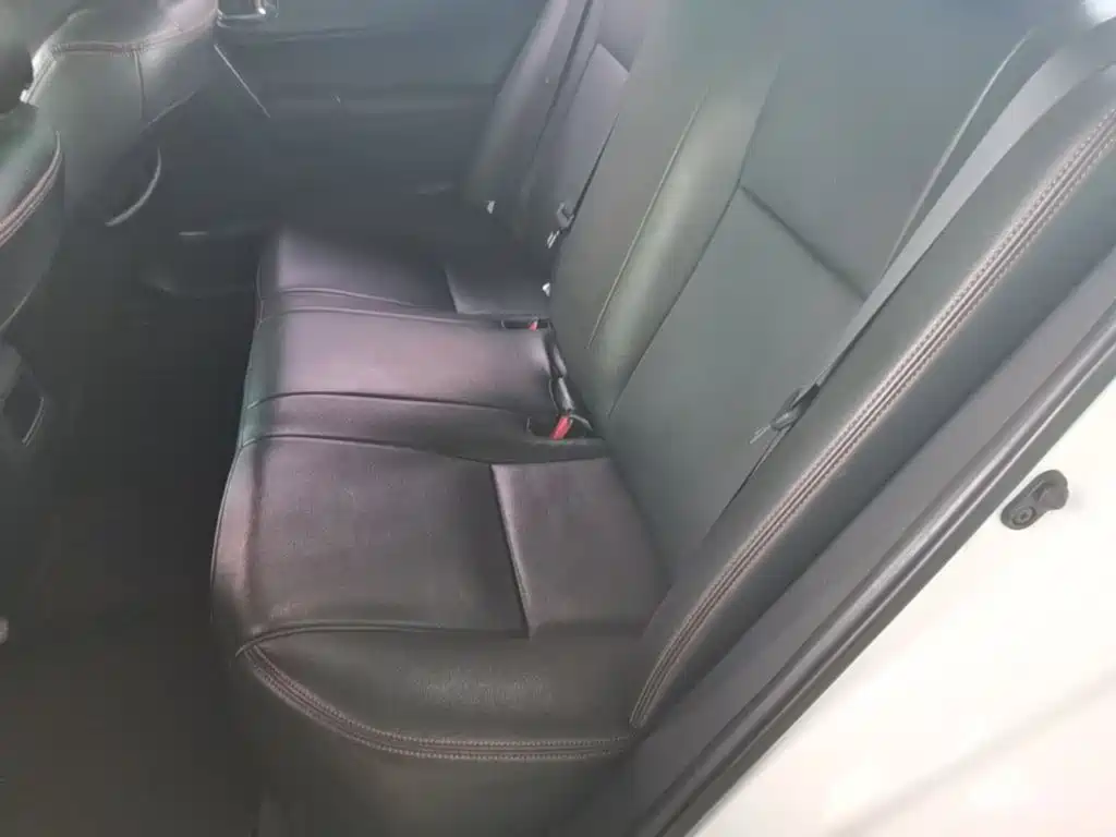 Toyota Corolla — миниатюра 17