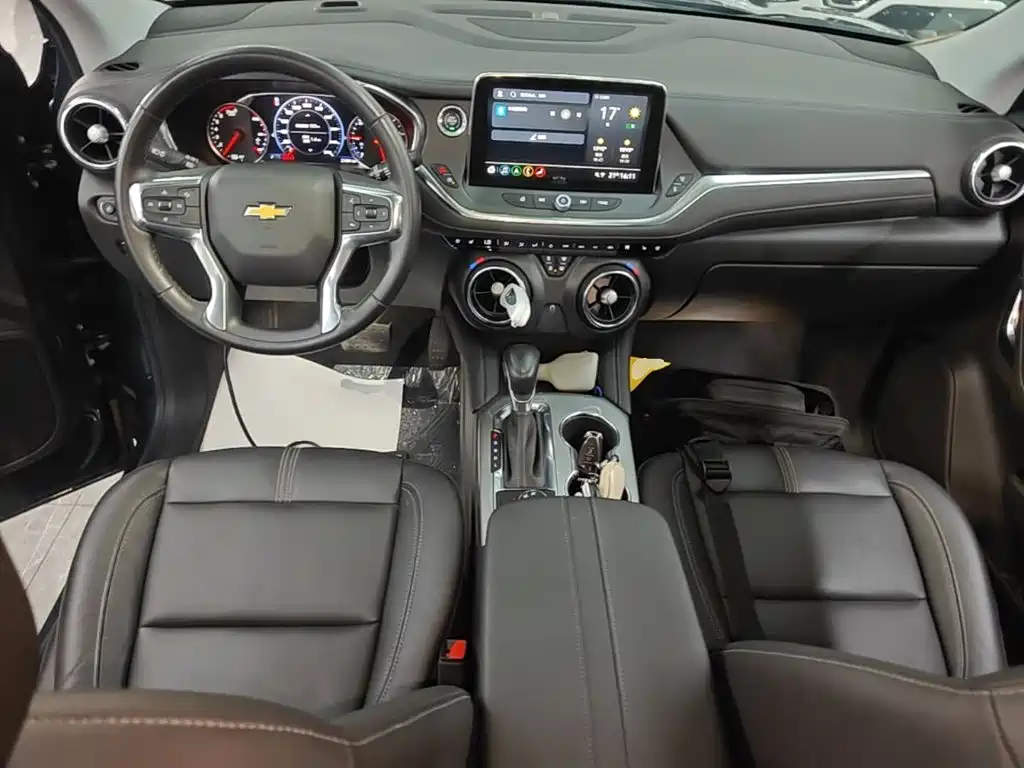 Chevrolet Blazer — миниатюра 10