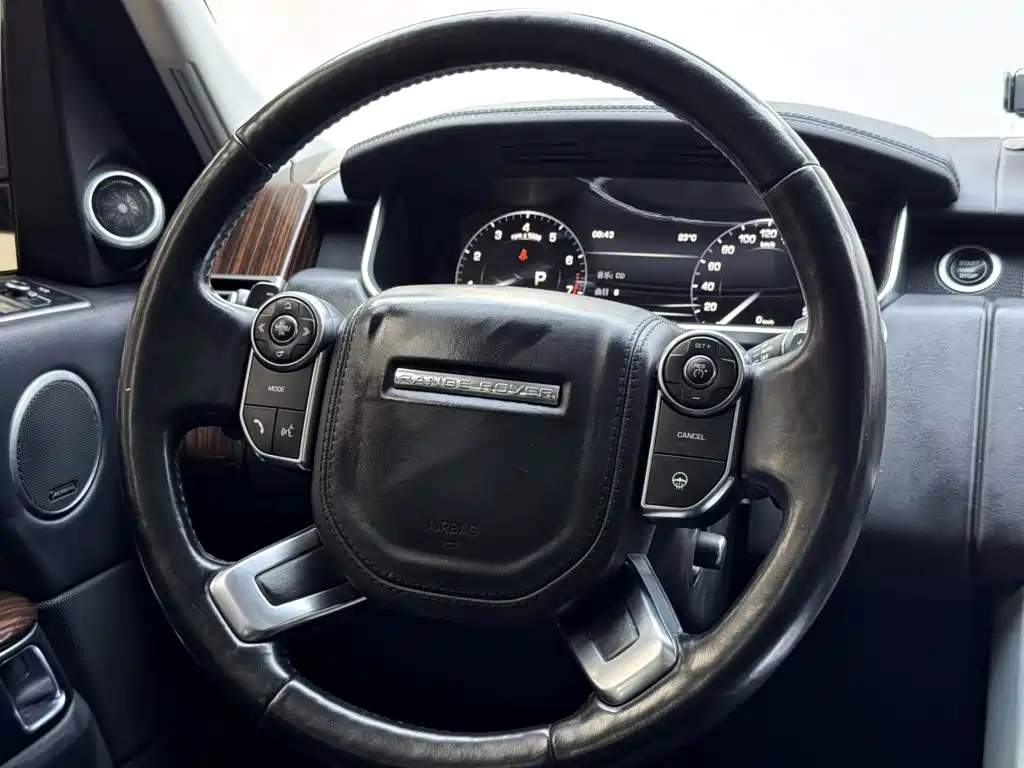 Land Rover Range Rover — миниатюра 12