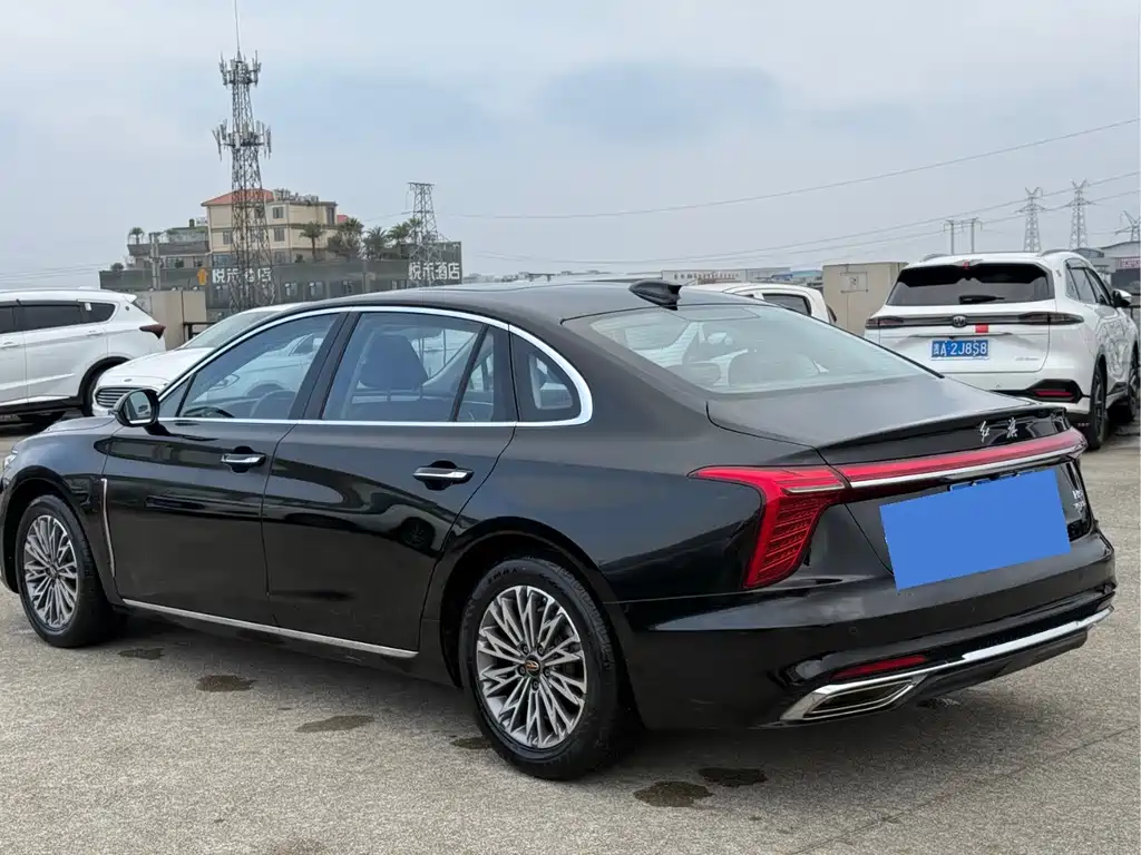 Hongqi Hongqi H5 — миниатюра 12