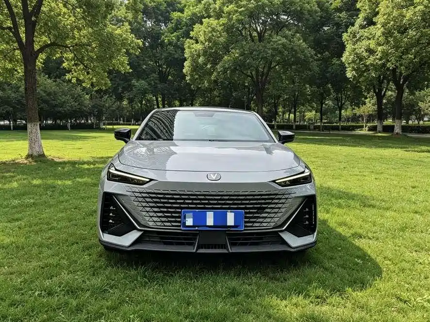 Changan UNI-V — миниатюра 5