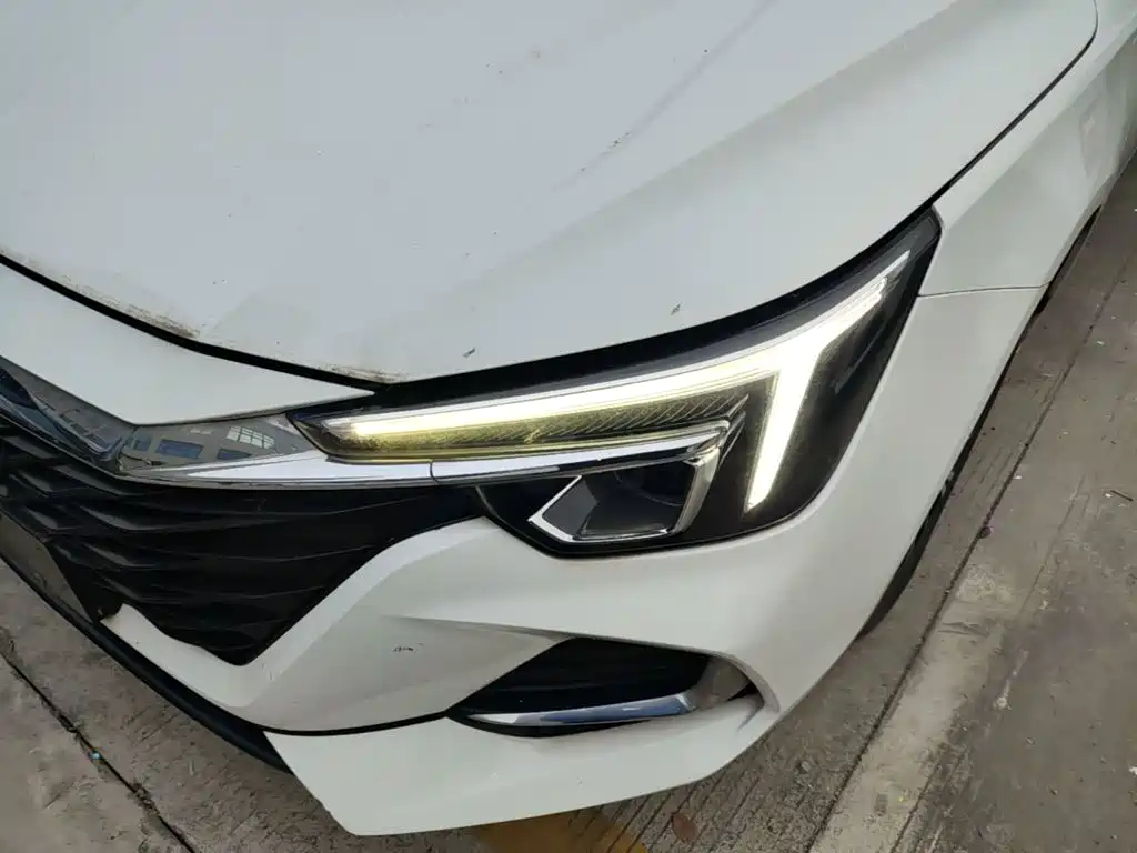 Roewe i6 MAX New Energy — миниатюра 24