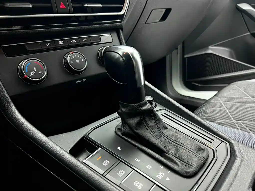 Volkswagen Lavida — миниатюра 12