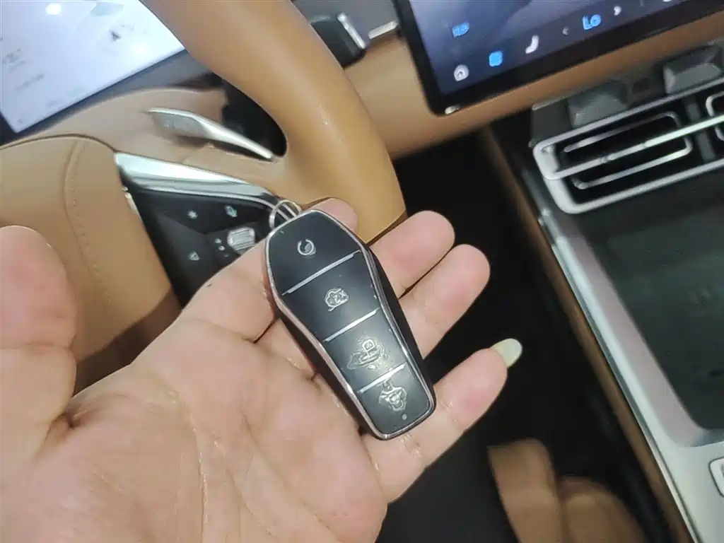 BYD Han L 2025 EV Flagship