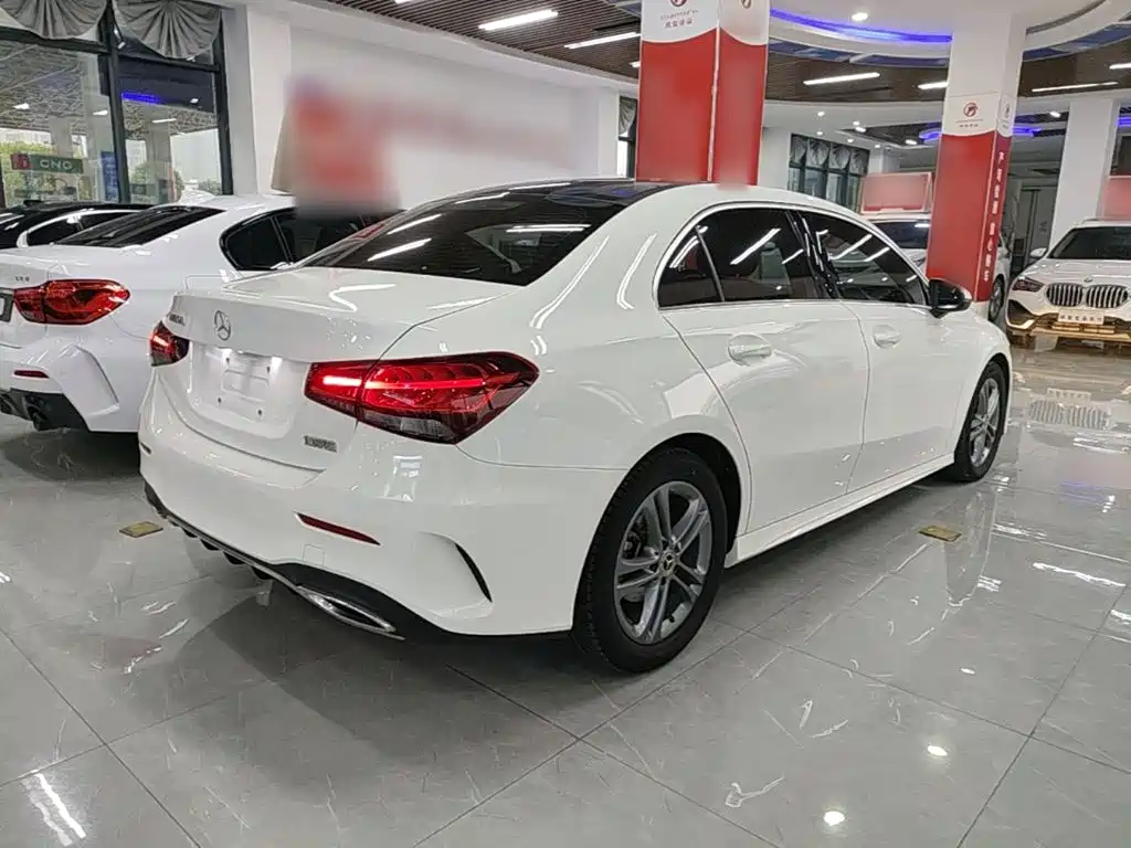 Mercedes-Benz A-Class — миниатюра 7
