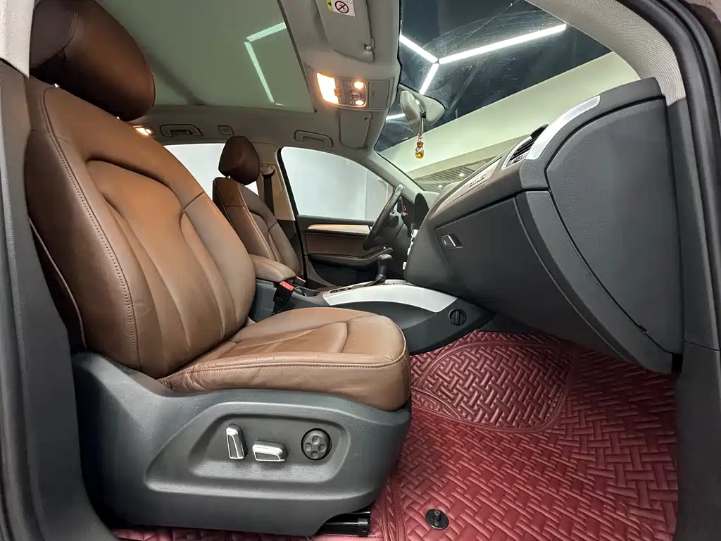 Audi Q5 — миниатюра 11