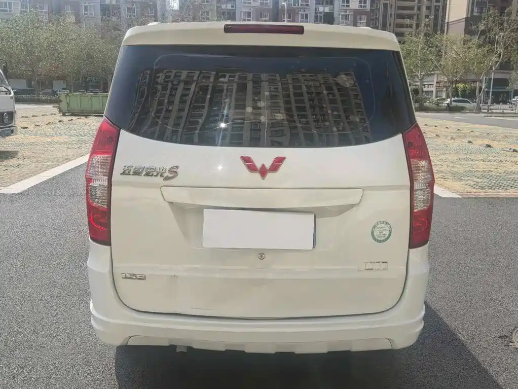 Wuling Hongguang — миниатюра 8