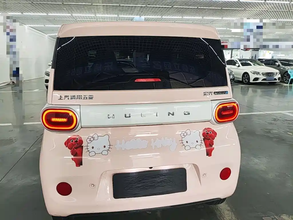 Wuling MINIEV — миниатюра 6