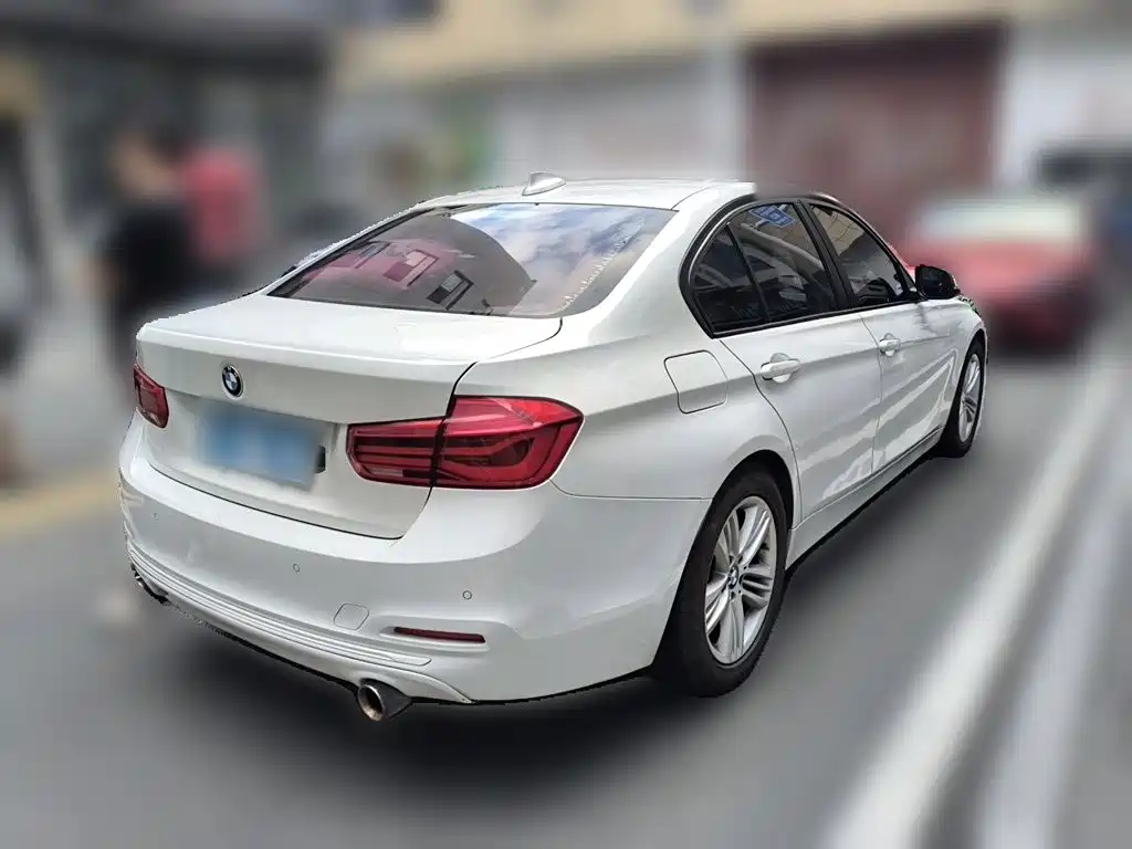 BMW 3 Series — миниатюра 4