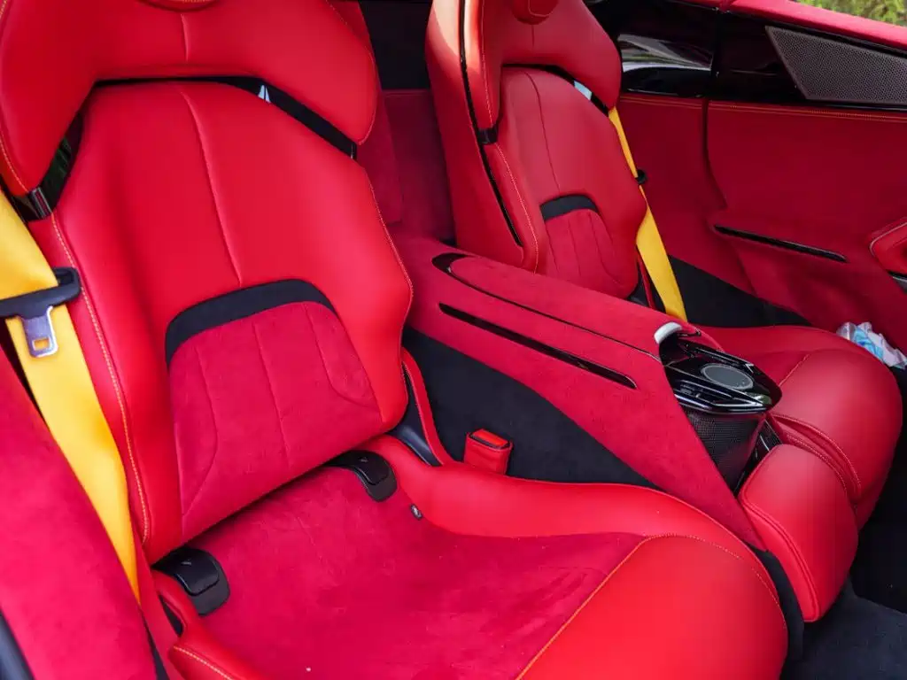 Ferrari Purosangue 6.5L V12, фото 20
