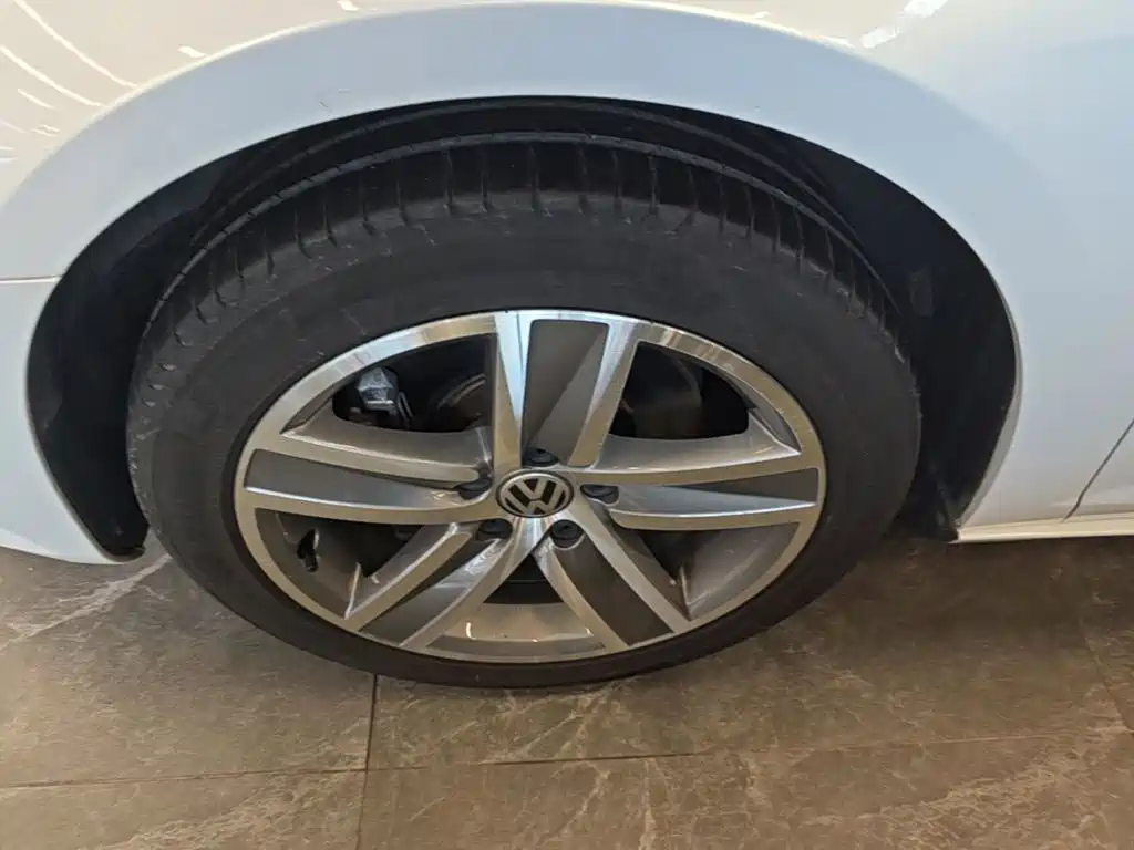 Volkswagen CC — миниатюра 23