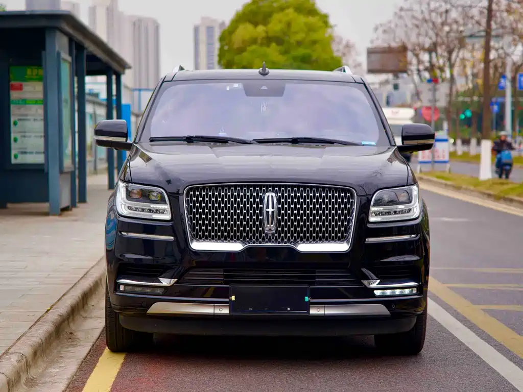 Lincoln Navigator 2018 3.5T V