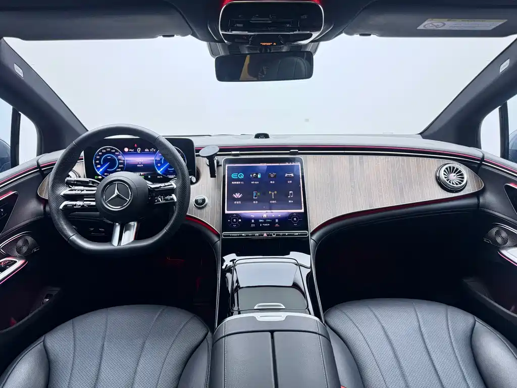 Mercedes-Benz EQE — миниатюра 9