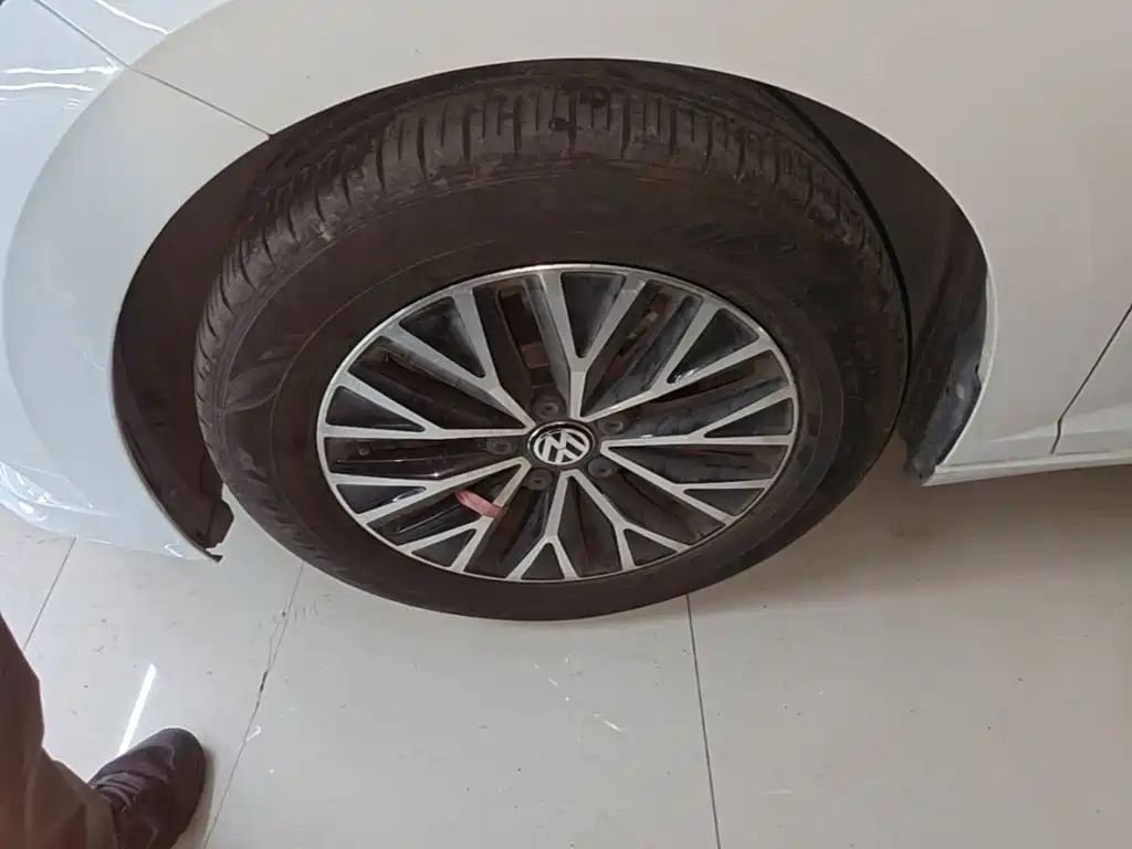 Volkswagen Sagitar — миниатюра 23