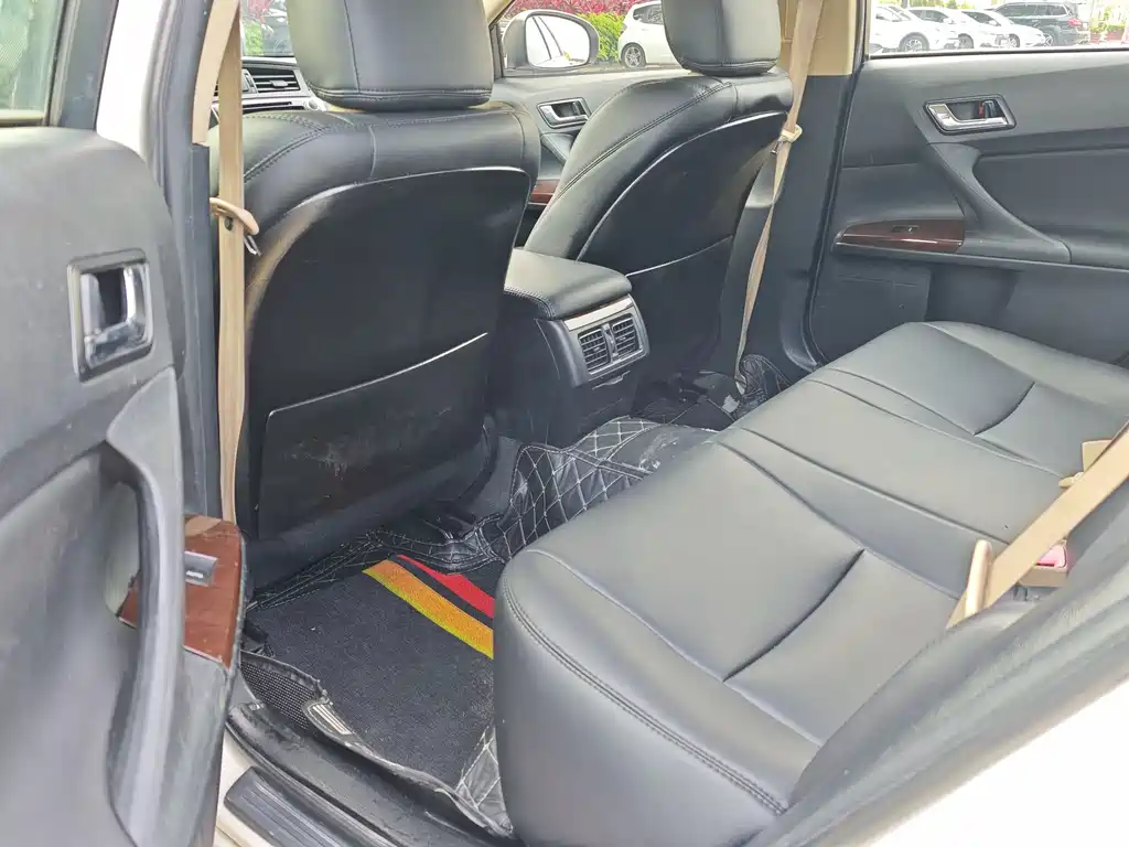 Toyota Reiz 2013 2.5S