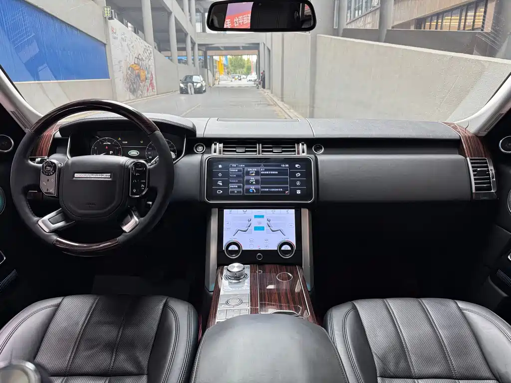 Land Rover Range Rover — миниатюра 11