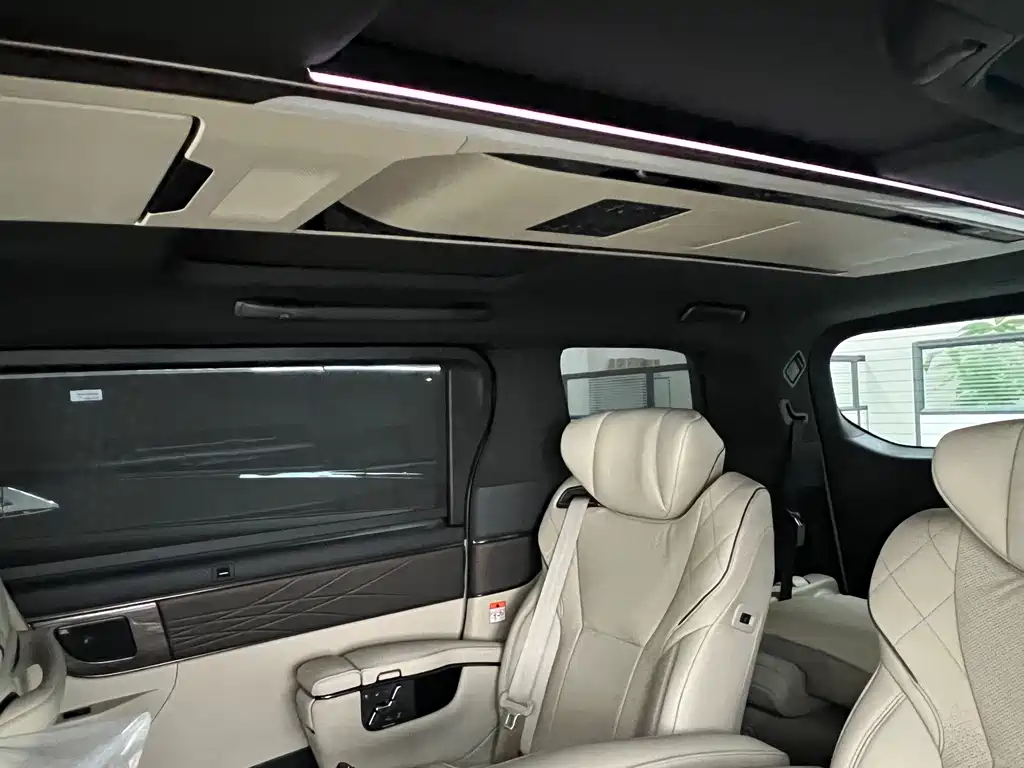 Toyota Alphard 2024 2.5L Premium