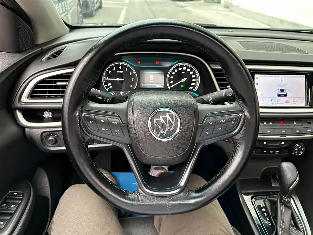 Buick Excelle — миниатюра 8