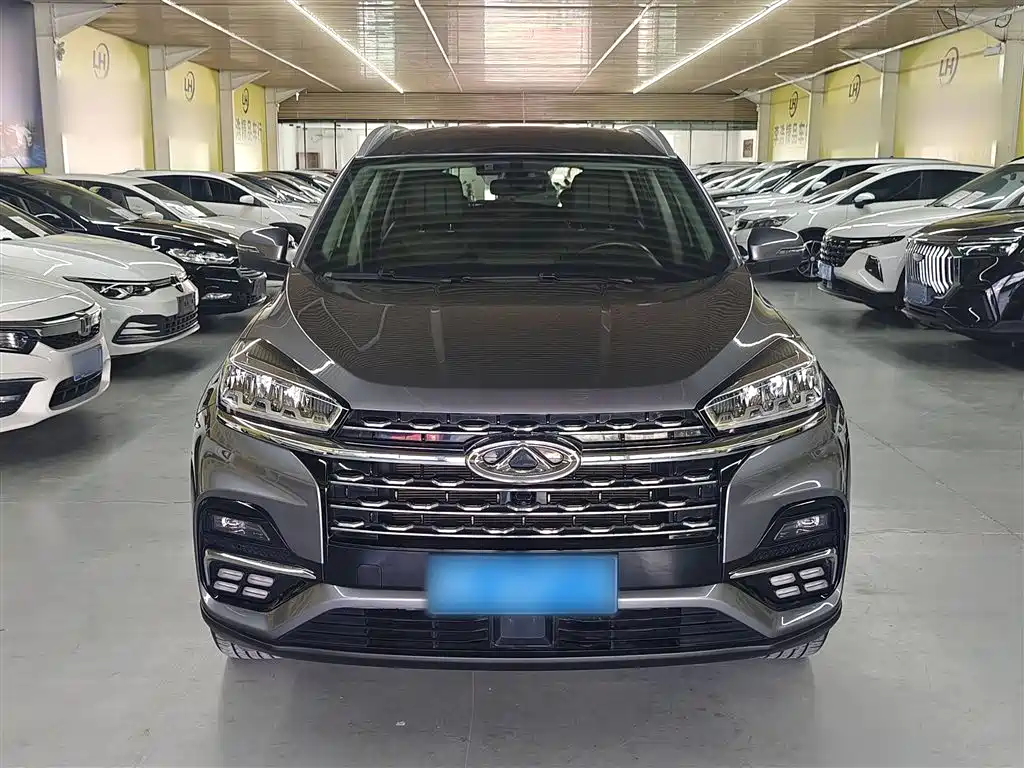 CHERY TIGGO 8
