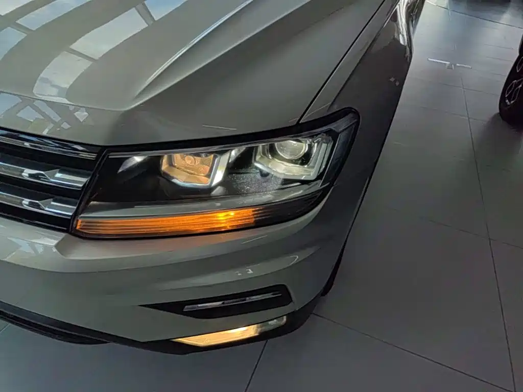 Volkswagen Tiguan L — миниатюра 24