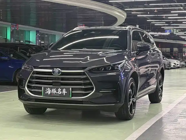 2022 BYD Tang