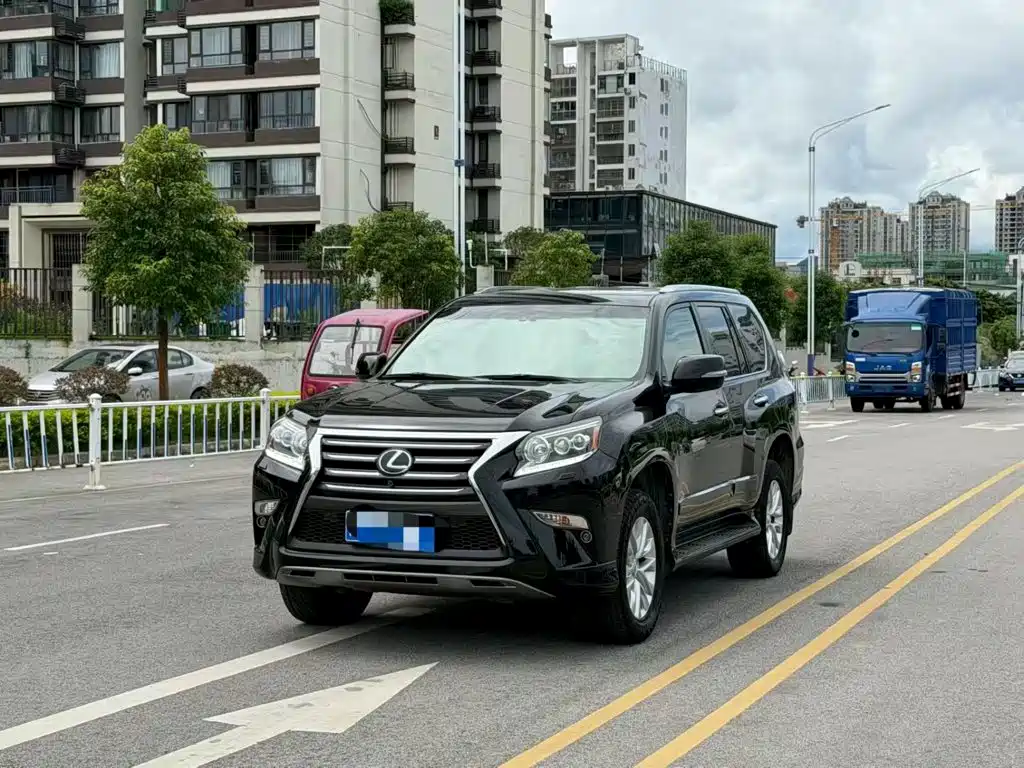 Lexus GX