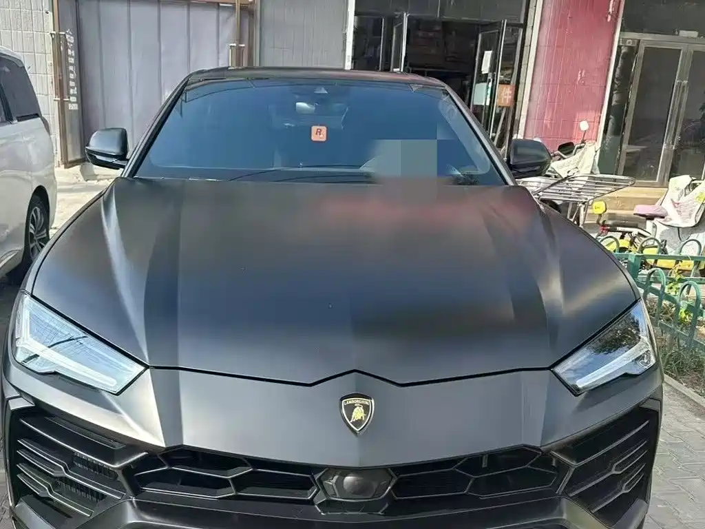 Lamborghini Urus — миниатюра 2