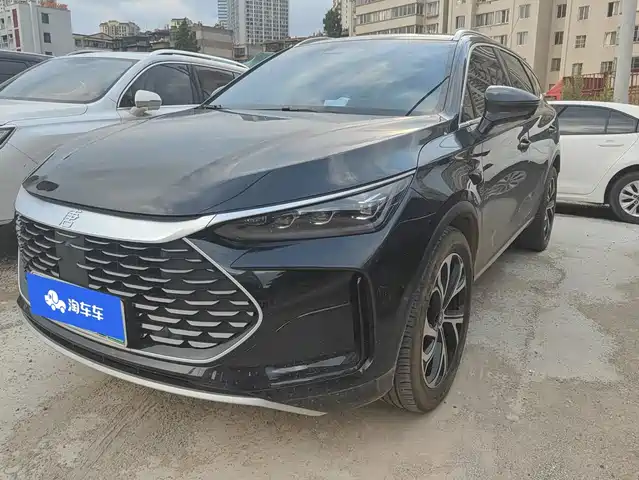 2025 BYD Tang