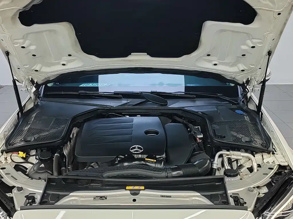 Mercedes-Benz C-Class — миниатюра 15