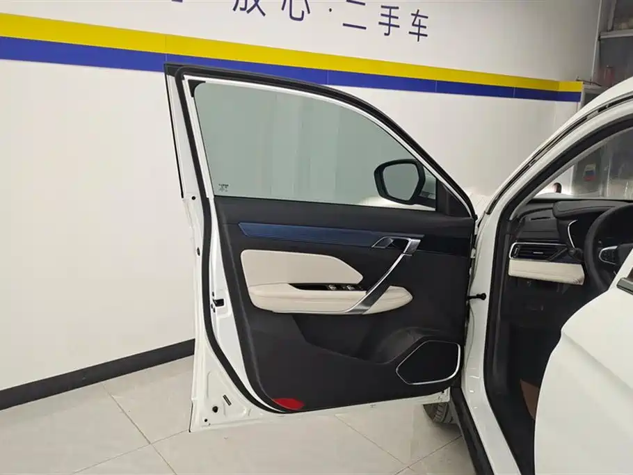 GEELY AUTOMOBILE BOYUE