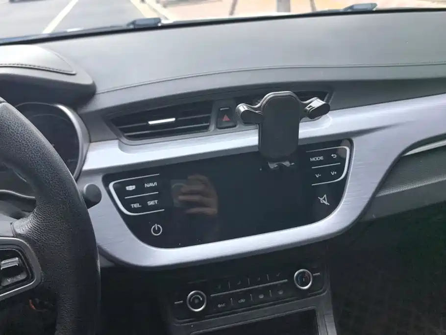 Geely Vision — миниатюра 13