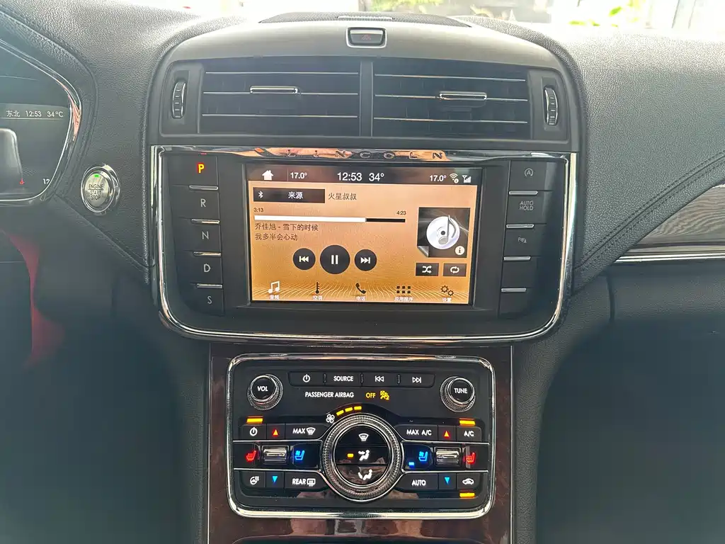 Lincoln Continental — миниатюра 8