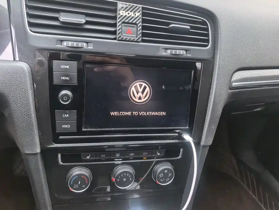 Volkswagen Golf — миниатюра 13